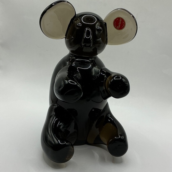 Murano Bear signed by the maestro Licio Zennetti.